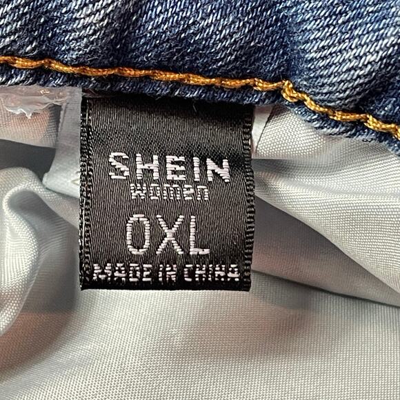 SHEIN High Rise Denim Jean Cut‎ Off Shorts Distressed Womens Size 0XL - Picture 3 of 7